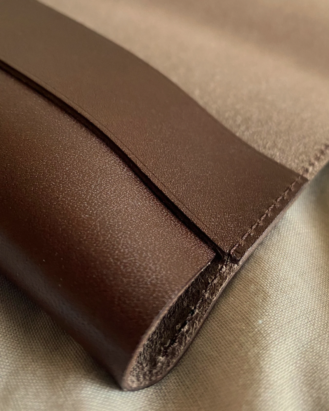 TOCHIGI LEATHER BOOKCOVER size 単行本 CHOCOLATE BROWN