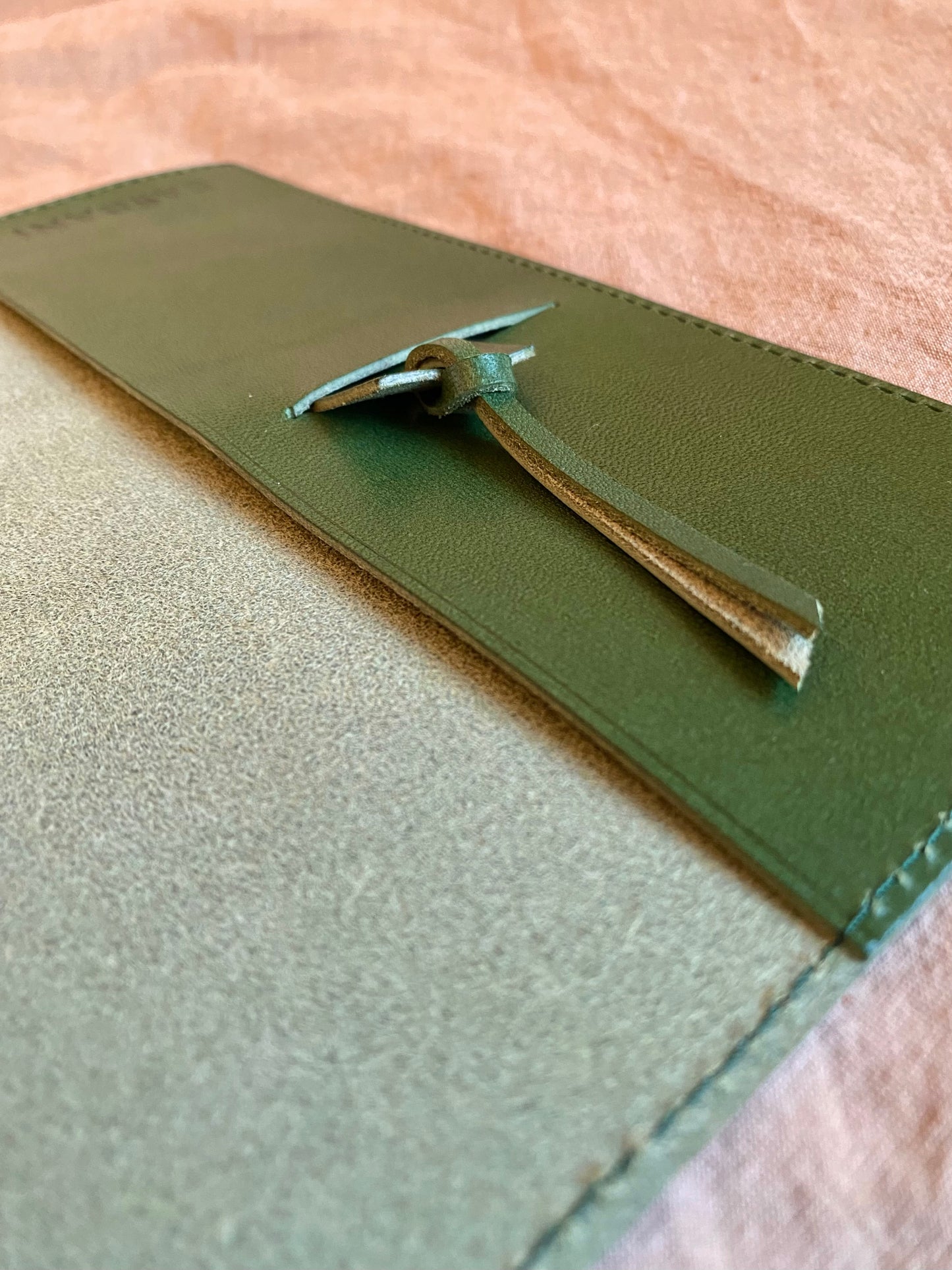TOCHIGI LEATHER BOOKCOVER size 単行本 GREEN