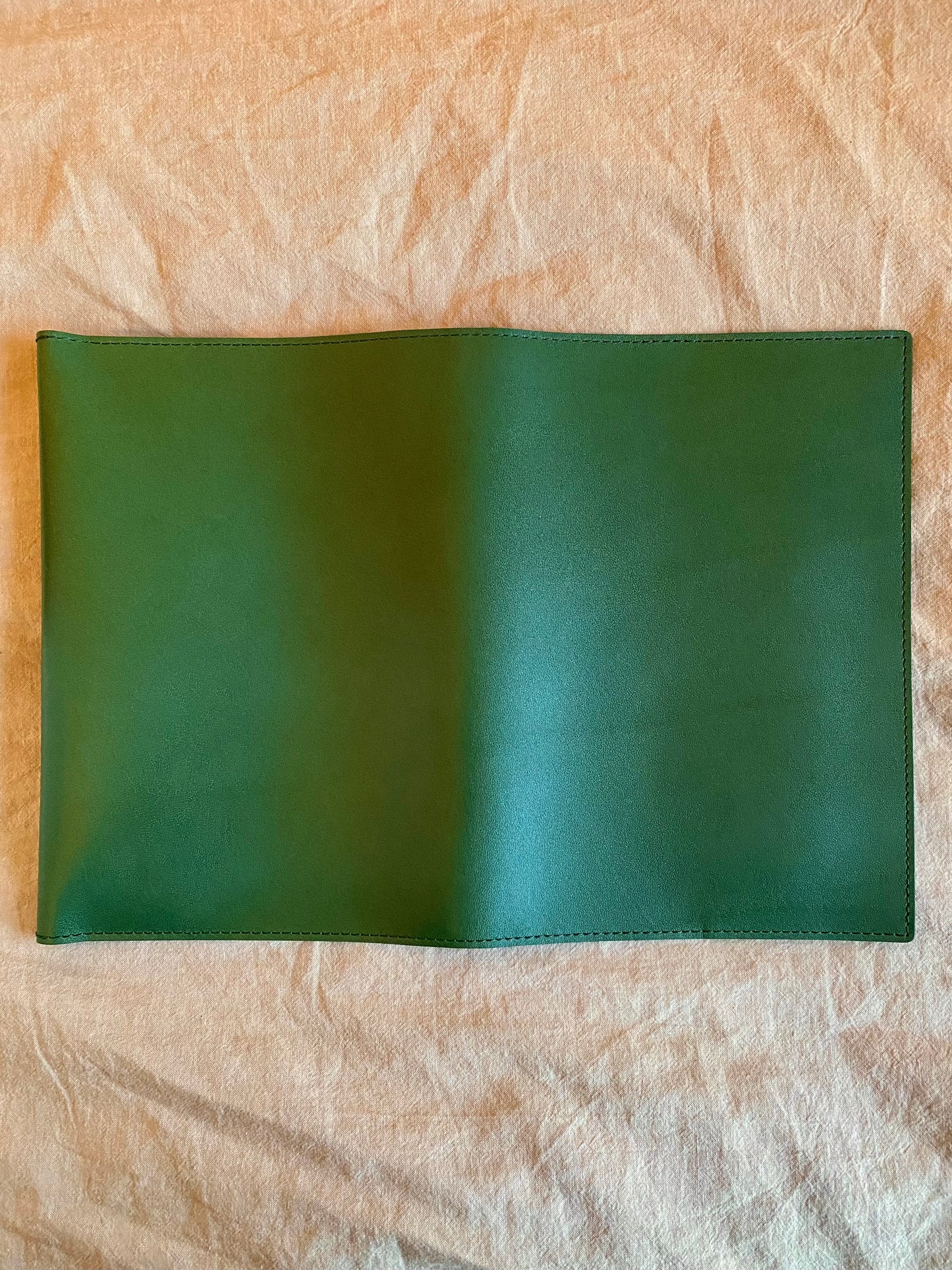 TOCHIGI LEATHER BOOKCOVER size 単行本 GREEN
