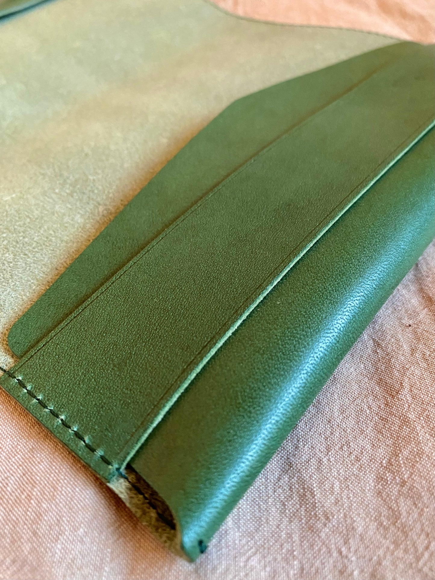 TOCHIGI LEATHER BOOKCOVER size 単行本 GREEN