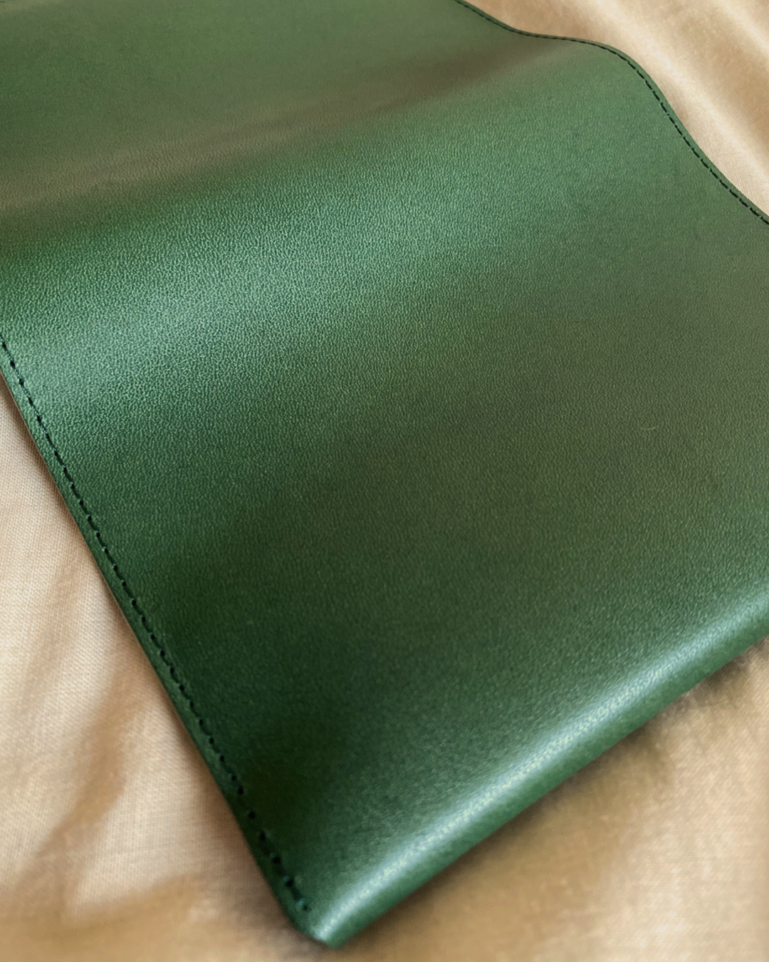TOCHIGI LEATHER BOOKCOVER size 文庫本 GREEN