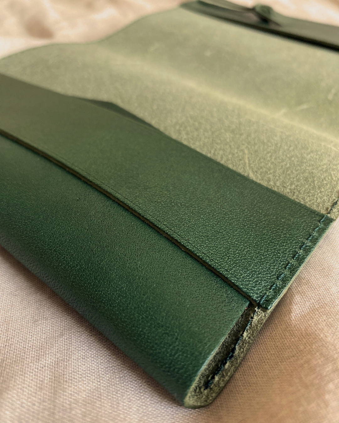 TOCHIGI LEATHER BOOKCOVER size 文庫本 GREEN