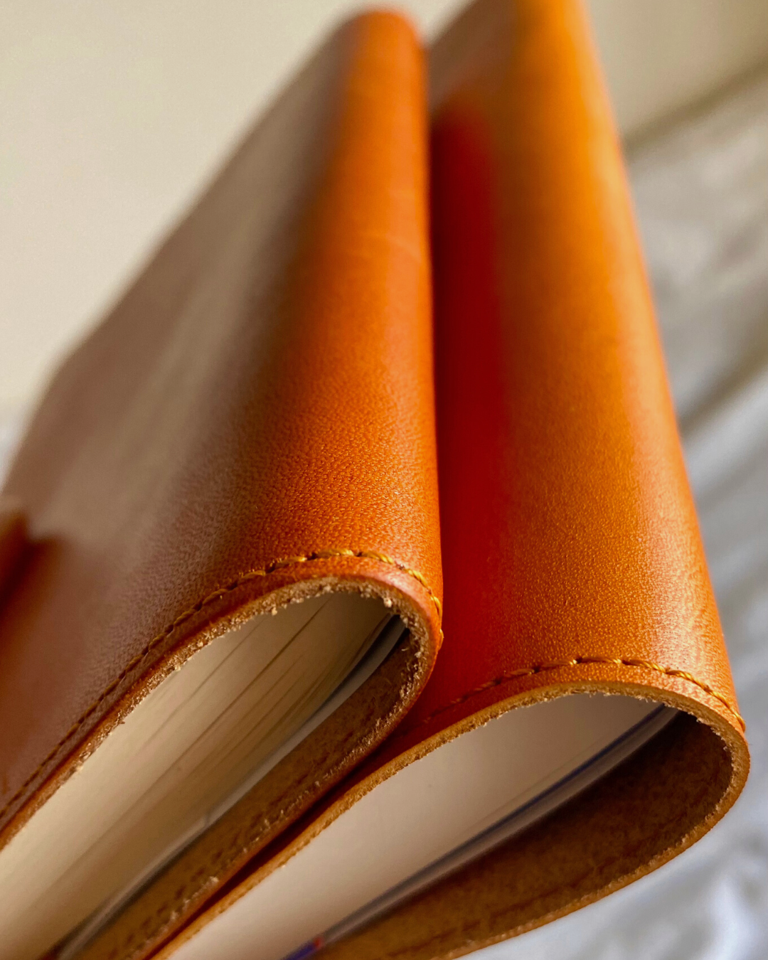 TOCHIGI LEATHER BOOKCOVER size 単行本 CAMEL