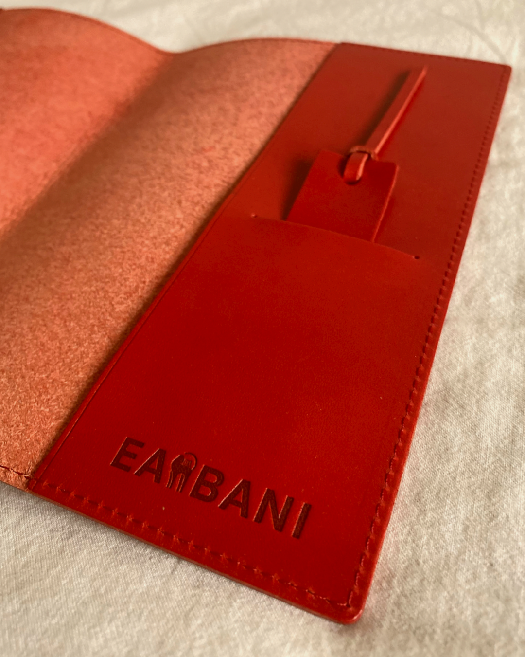 TOCHIGI LEATHER BOOKCOVER size 単行本 RED