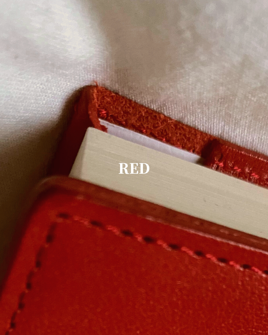 TOCHIGI LEATHER BOOKCOVER size 文庫本 RED